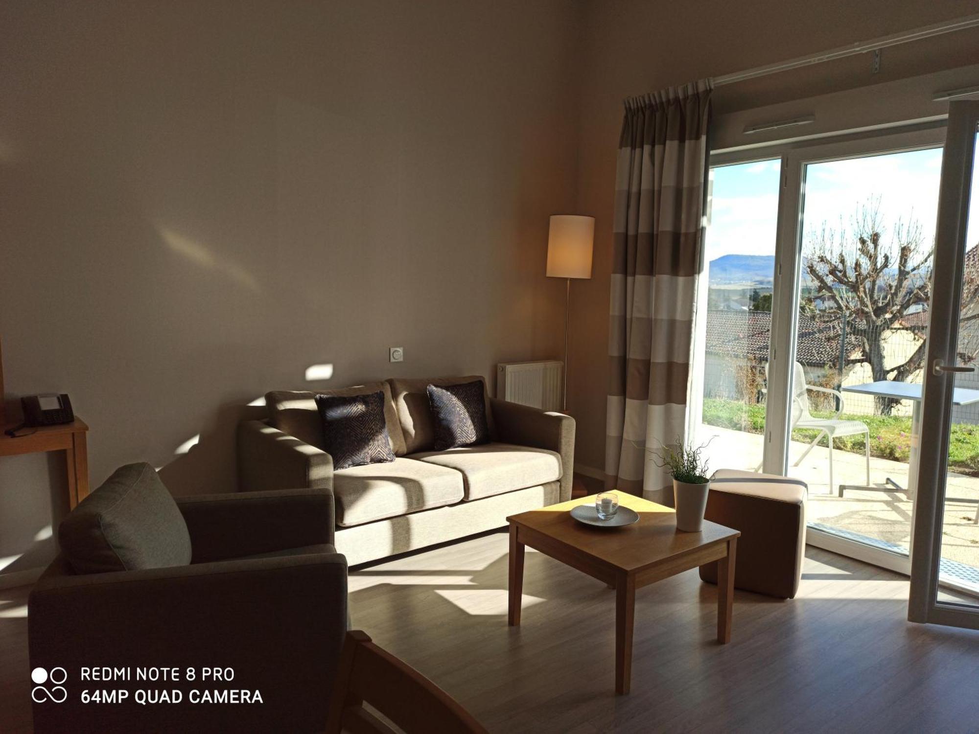 Апартаменти Domitys - Le Manoir Perignat-les-Sarlieve Номер фото
